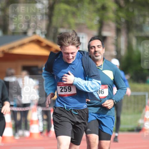 13.04.2025 - Hammer Lauf A. Gomolzig http://msf.ph/oto/7661413 13.04.2025 10:48:15 Ziel 259, 896, 946, 1830 meine-sportfotos.de