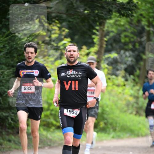 13.04.2025 - Hammer Lauf Dr. Thomas Lammeyer http://msf.ph/oto/7661430 13.04.2025 11:26:46 Laufen 532, 1953 meine-sportfotos.de