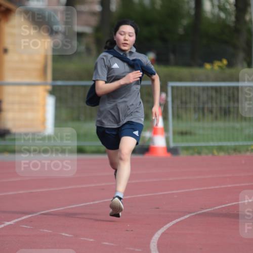 13.04.2025 - Hammer Lauf A. Gomolzig http://msf.ph/oto/7661444 13.04.2025 10:48:29 Ziel 1932 meine-sportfotos.de