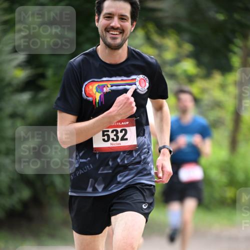 13.04.2025 - Hammer Lauf Dr. Thomas Lammeyer http://msf.ph/oto/7661466 13.04.2025 11:26:49 Laufen 532, 1910 meine-sportfotos.de