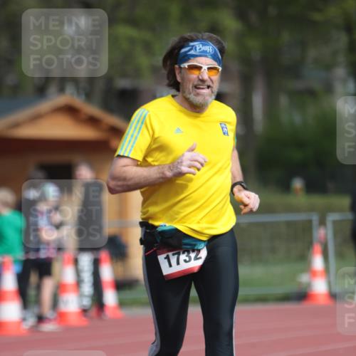 13.04.2025 - Hammer Lauf A. Gomolzig http://msf.ph/oto/7661480 13.04.2025 10:49:09 Ziel 856, 1732 meine-sportfotos.de