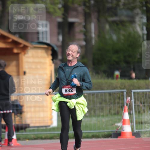 13.04.2025 - Hammer Lauf A. Gomolzig http://msf.ph/oto/7661484 13.04.2025 10:49:27 Ziel 632 meine-sportfotos.de