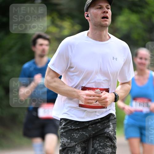 13.04.2025 - Hammer Lauf Dr. Thomas Lammeyer http://msf.ph/oto/7661485 13.04.2025 11:26:50 Laufen 15 meine-sportfotos.de