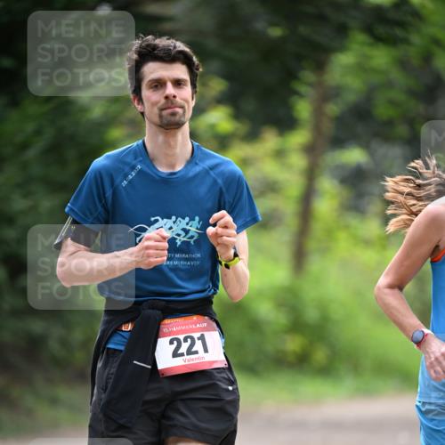 13.04.2025 - Hammer Lauf Dr. Thomas Lammeyer http://msf.ph/oto/7661495 13.04.2025 11:26:52 Laufen 28, 08, 2022, 15, 221 meine-sportfotos.de