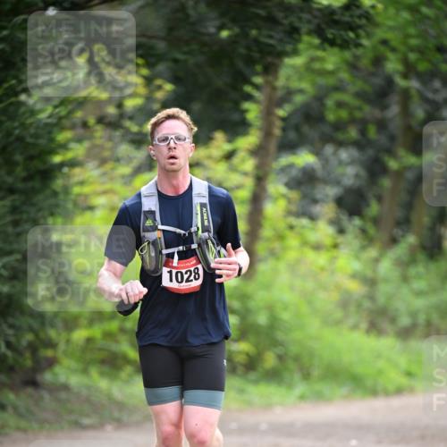 13.04.2025 - Hammer Lauf Dr. Thomas Lammeyer http://msf.ph/oto/7661528 13.04.2025 11:26:58 Laufen 1028 meine-sportfotos.de
