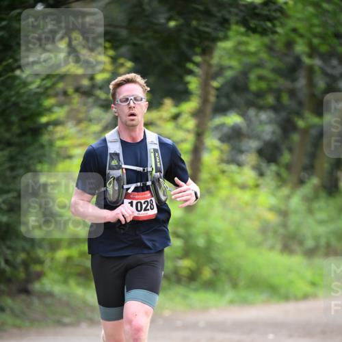 13.04.2025 - Hammer Lauf Dr. Thomas Lammeyer http://msf.ph/oto/7661532 13.04.2025 11:26:58 Laufen 15, 028 meine-sportfotos.de