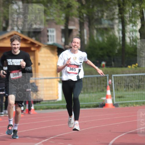 13.04.2025 - Hammer Lauf A. Gomolzig http://msf.ph/oto/7661533 13.04.2025 10:49:48 Ziel 365, 368 meine-sportfotos.de