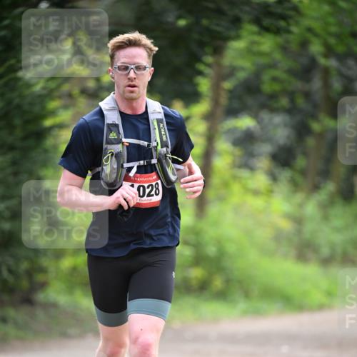 13.04.2025 - Hammer Lauf Dr. Thomas Lammeyer http://msf.ph/oto/7661544 13.04.2025 11:26:59 Laufen 15, 028 meine-sportfotos.de