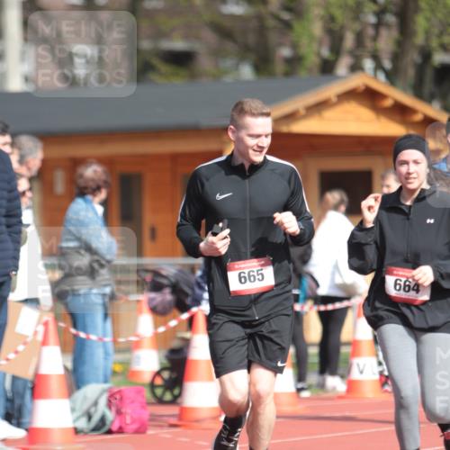 13.04.2025 - Hammer Lauf A. Gomolzig http://msf.ph/oto/7661547 13.04.2025 10:49:55 Ziel 116, 664, 665, 1786 meine-sportfotos.de
