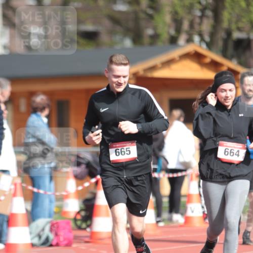 13.04.2025 - Hammer Lauf A. Gomolzig http://msf.ph/oto/7661548 13.04.2025 10:49:56 Ziel 116, 664, 665, 1786 meine-sportfotos.de