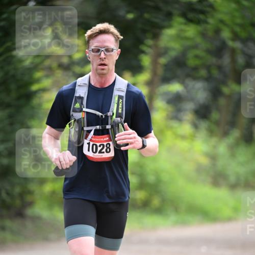 13.04.2025 - Hammer Lauf Dr. Thomas Lammeyer http://msf.ph/oto/7661549 13.04.2025 11:26:59 Laufen 1028 meine-sportfotos.de