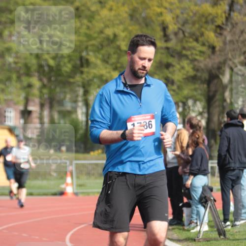 13.04.2025 - Hammer Lauf A. Gomolzig http://msf.ph/oto/7661566 13.04.2025 10:50:03 Ziel 211, 1024, 1786 meine-sportfotos.de