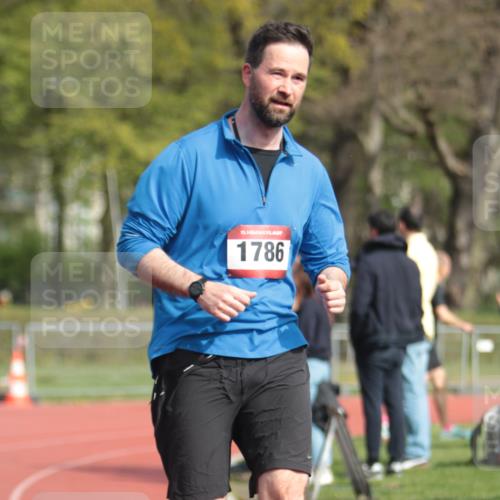 13.04.2025 - Hammer Lauf A. Gomolzig http://msf.ph/oto/7661568 13.04.2025 10:50:03 Ziel 211, 1024, 1786 meine-sportfotos.de