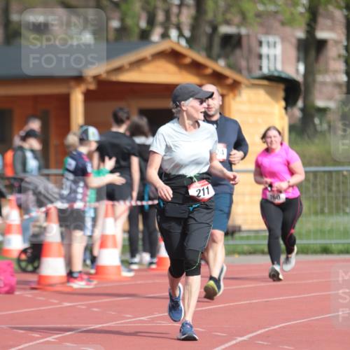 13.04.2025 - Hammer Lauf A. Gomolzig http://msf.ph/oto/7661571 13.04.2025 10:50:06 Ziel 211, 760, 1024 meine-sportfotos.de