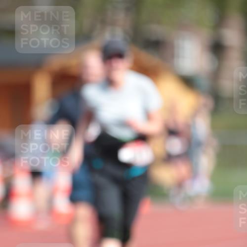 13.04.2025 - Hammer Lauf A. Gomolzig http://msf.ph/oto/7661584 13.04.2025 10:50:08 Ziel 183, 211, 760, 1024 meine-sportfotos.de