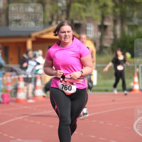 13.04.2025 - Hammer Lauf A. Gomolzig http://msf.ph/oto/7661594 13.04.2025 10:50:13 Ziel 183, 760, 1936 meine-sportfotos.de