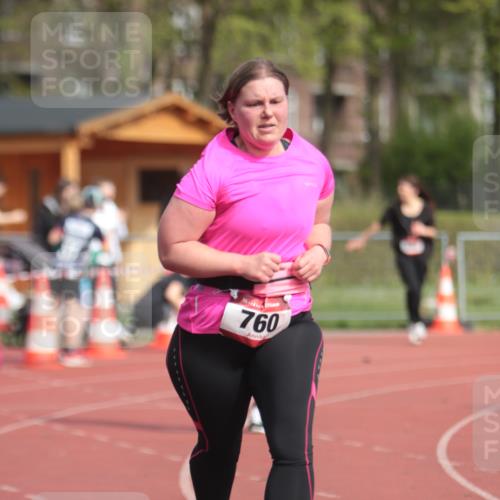 13.04.2025 - Hammer Lauf A. Gomolzig http://msf.ph/oto/7661595 13.04.2025 10:50:14 Ziel 183, 760, 1933, 1936 meine-sportfotos.de