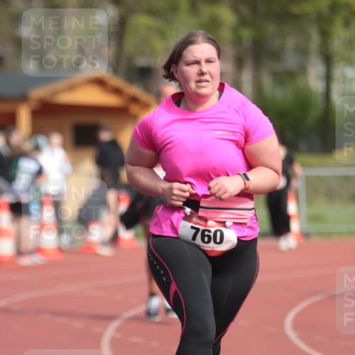 13.04.2025 - Hammer Lauf A. Gomolzig http://msf.ph/oto/7661597 13.04.2025 10:50:14 Ziel 183, 760, 1933, 1936 meine-sportfotos.de