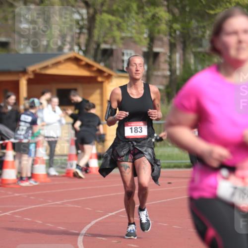13.04.2025 - Hammer Lauf A. Gomolzig http://msf.ph/oto/7661599 13.04.2025 10:50:14 Ziel 183, 760, 1933, 1936 meine-sportfotos.de