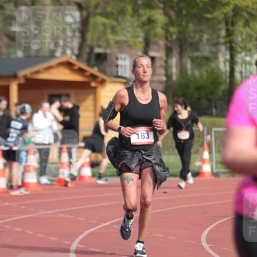 13.04.2025 - Hammer Lauf A. Gomolzig http://msf.ph/oto/7661600 13.04.2025 10:50:15 Ziel 182, 183, 760, 1933, 1936 meine-sportfotos.de