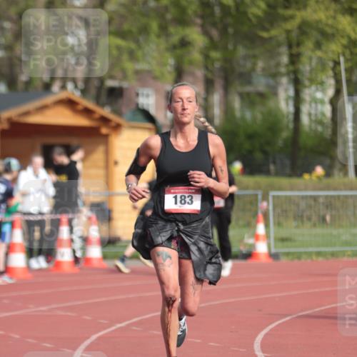 13.04.2025 - Hammer Lauf A. Gomolzig http://msf.ph/oto/7661602 13.04.2025 10:50:15 Ziel 182, 183, 760, 1933, 1936 meine-sportfotos.de