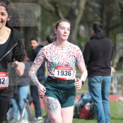 13.04.2025 - Hammer Lauf A. Gomolzig http://msf.ph/oto/7661624 13.04.2025 10:50:24 Ziel 182, 966, 1933 meine-sportfotos.de