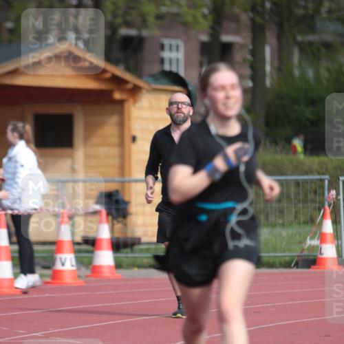 13.04.2025 - Hammer Lauf A. Gomolzig http://msf.ph/oto/7661639 13.04.2025 10:50:37 Ziel 349, 561 meine-sportfotos.de