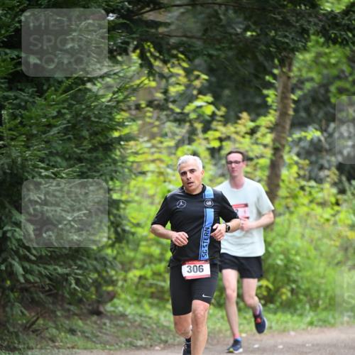 13.04.2025 - Hammer Lauf Dr. Thomas Lammeyer http://msf.ph/oto/7661641 13.04.2025 11:27:15 Laufen 306 meine-sportfotos.de