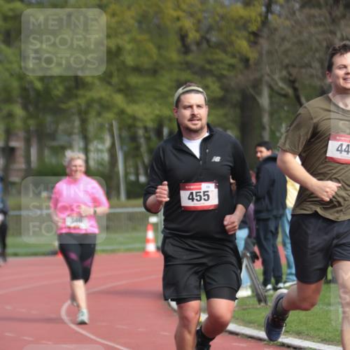 13.04.2025 - Hammer Lauf A. Gomolzig http://msf.ph/oto/7661660 13.04.2025 10:50:52 Ziel 270, 346, 446, 1752, 1753 meine-sportfotos.de