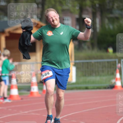 13.04.2025 - Hammer Lauf A. Gomolzig http://msf.ph/oto/7661686 13.04.2025 10:51:02 Ziel 589 meine-sportfotos.de