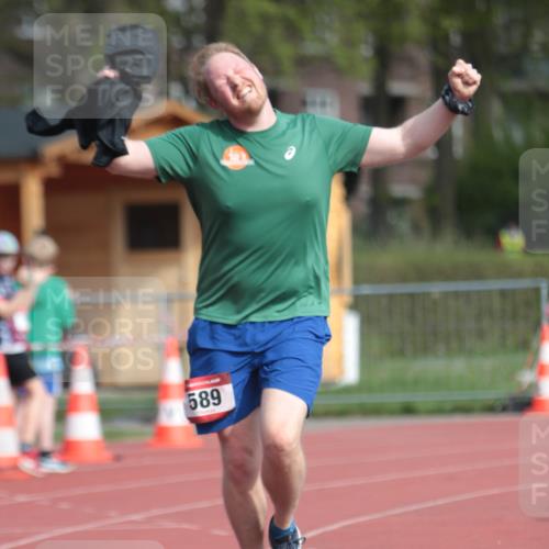 13.04.2025 - Hammer Lauf A. Gomolzig http://msf.ph/oto/7661687 13.04.2025 10:51:02 Ziel 589 meine-sportfotos.de