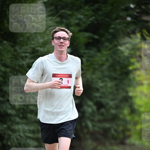 13.04.2025 - Hammer Lauf Dr. Thomas Lammeyer http://msf.ph/oto/7661690 13.04.2025 11:27:20 Laufen 15, 1 meine-sportfotos.de
