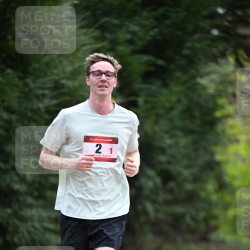 13.04.2025 - Hammer Lauf Dr. Thomas Lammeyer http://msf.ph/oto/7661693 13.04.2025 11:27:21 Laufen 15, 21 meine-sportfotos.de
