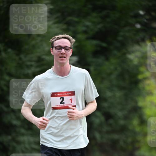 13.04.2025 - Hammer Lauf Dr. Thomas Lammeyer http://msf.ph/oto/7661700 13.04.2025 11:27:21 Laufen 15, 21 meine-sportfotos.de