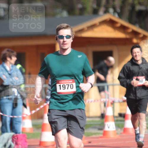 13.04.2025 - Hammer Lauf A. Gomolzig http://msf.ph/oto/7661710 13.04.2025 10:51:17 Ziel 580, 1970 meine-sportfotos.de