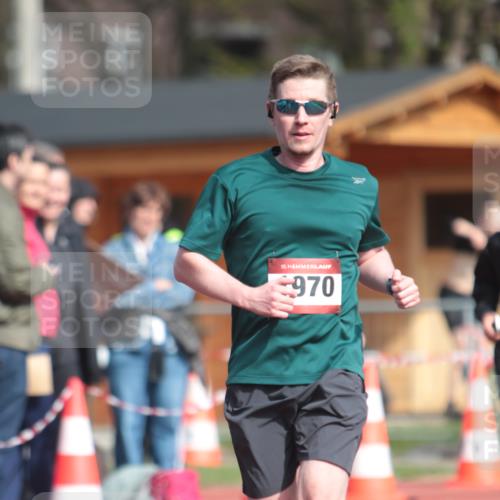 13.04.2025 - Hammer Lauf A. Gomolzig http://msf.ph/oto/7661715 13.04.2025 10:51:18 Ziel 580, 1970 meine-sportfotos.de