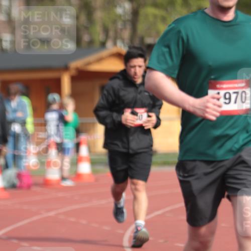 13.04.2025 - Hammer Lauf A. Gomolzig http://msf.ph/oto/7661724 13.04.2025 10:51:21 Ziel 580, 1970 meine-sportfotos.de