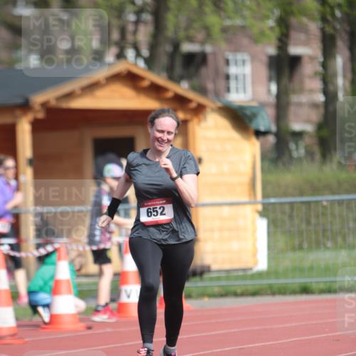 13.04.2025 - Hammer Lauf A. Gomolzig http://msf.ph/oto/7661735 13.04.2025 10:51:36 Ziel 652 meine-sportfotos.de