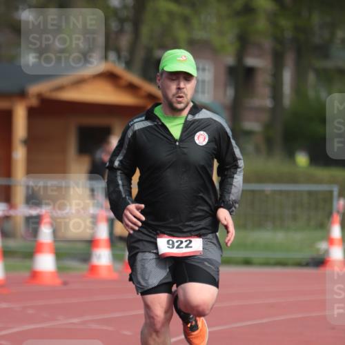 13.04.2025 - Hammer Lauf A. Gomolzig http://msf.ph/oto/7661819 13.04.2025 10:52:12 Ziel 922 meine-sportfotos.de