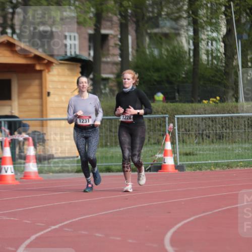 13.04.2025 - Hammer Lauf A. Gomolzig http://msf.ph/oto/7661861 13.04.2025 10:52:46 Ziel 1228, 1231 meine-sportfotos.de