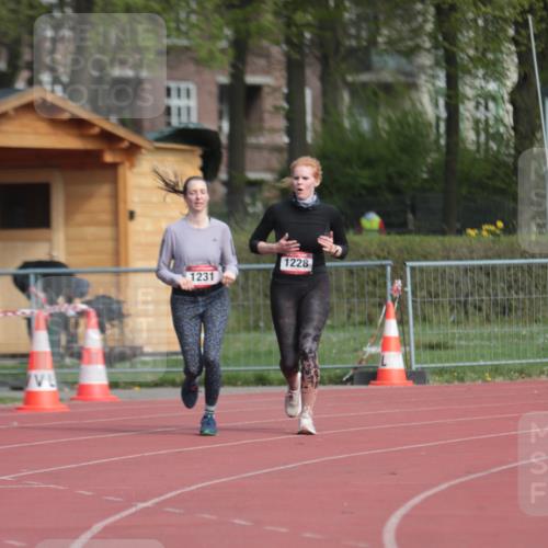 13.04.2025 - Hammer Lauf A. Gomolzig http://msf.ph/oto/7661863 13.04.2025 10:52:47 Ziel 345, 616, 1228, 1231 meine-sportfotos.de
