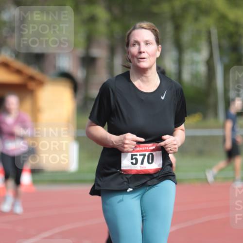 13.04.2025 - Hammer Lauf A. Gomolzig http://msf.ph/oto/7661894 13.04.2025 10:52:59 Ziel 230, 570, 1045 meine-sportfotos.de