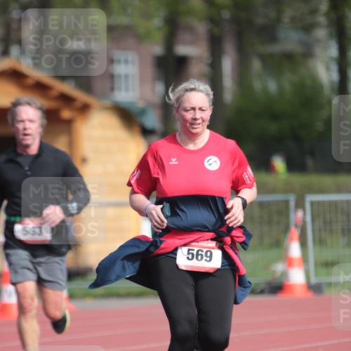 13.04.2025 - Hammer Lauf A. Gomolzig http://msf.ph/oto/7661940 13.04.2025 10:53:42 Ziel 569, 583 meine-sportfotos.de
