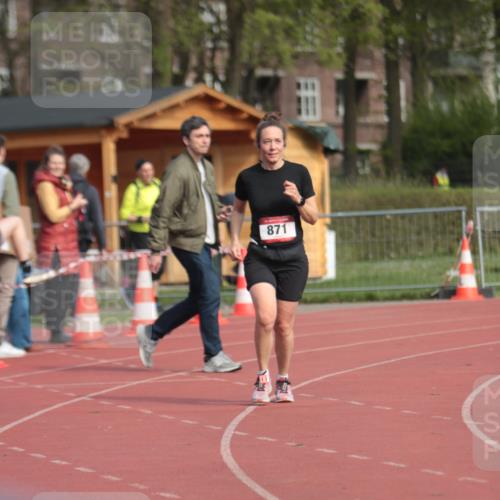 13.04.2025 - Hammer Lauf A. Gomolzig http://msf.ph/oto/7661980 13.04.2025 10:54:26 Ziel 871 meine-sportfotos.de