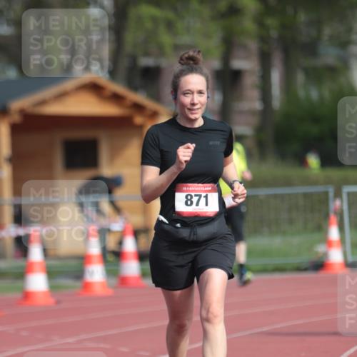 13.04.2025 - Hammer Lauf A. Gomolzig http://msf.ph/oto/7661984 13.04.2025 10:54:28 Ziel 871 meine-sportfotos.de