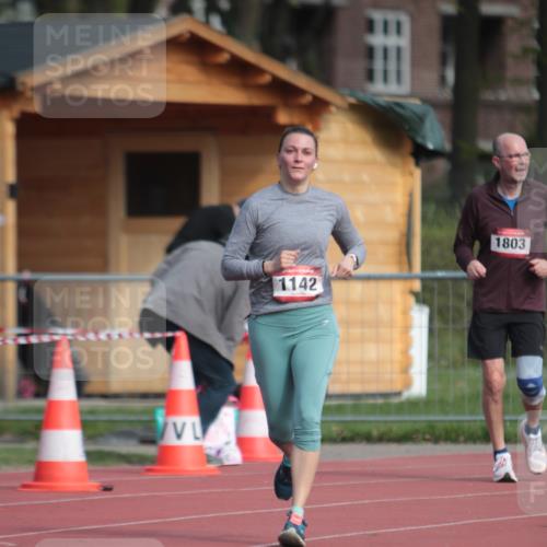 13.04.2025 - Hammer Lauf A. Gomolzig http://msf.ph/oto/7662079 13.04.2025 10:56:06 Ziel 268, 1142 meine-sportfotos.de