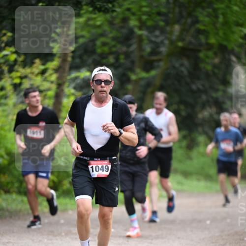 13.04.2025 - Hammer Lauf Dr. Thomas Lammeyer http://msf.ph/oto/7662096 13.04.2025 11:28:36 Laufen 1651, 15, 1049, 211 meine-sportfotos.de
