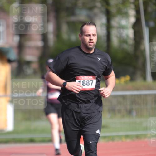 13.04.2025 - Hammer Lauf A. Gomolzig http://msf.ph/oto/7662126 13.04.2025 10:56:35 Ziel 905, 1887 meine-sportfotos.de