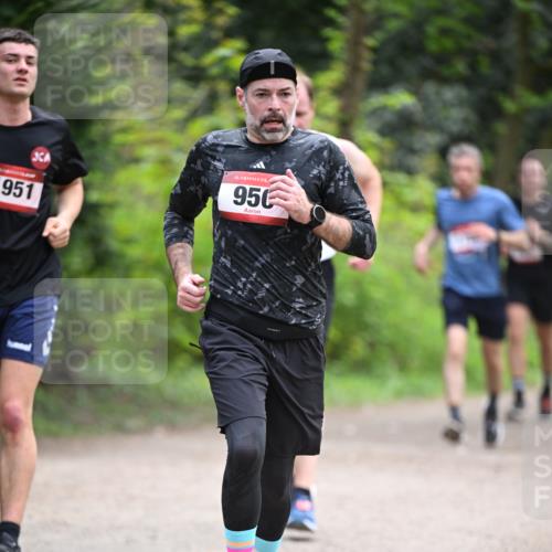 13.04.2025 - Hammer Lauf Dr. Thomas Lammeyer http://msf.ph/oto/7662127 13.04.2025 11:28:39 Laufen 951, 15, 950 meine-sportfotos.de