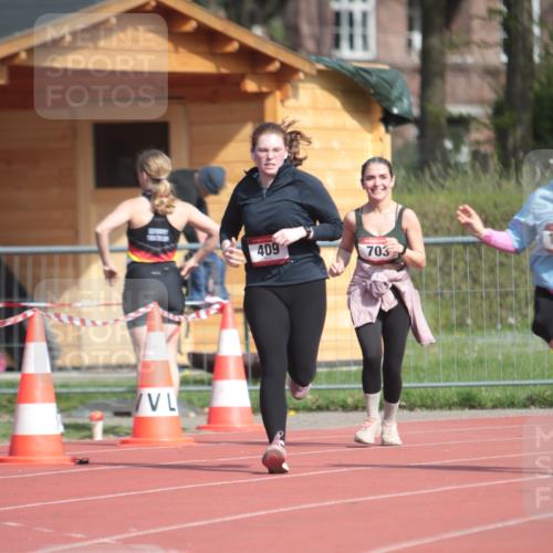 13.04.2025 - Hammer Lauf A. Gomolzig http://msf.ph/oto/7662163 13.04.2025 10:57:07 Ziel 281, 409, 703, 1365 meine-sportfotos.de